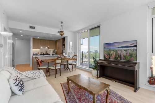 1307-1471 Hunter Street  North Vancouver, BC V7J 1H3