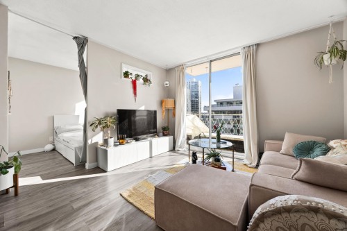 701-1100 Harwood Street  Vancouver, BC V6E 1R7