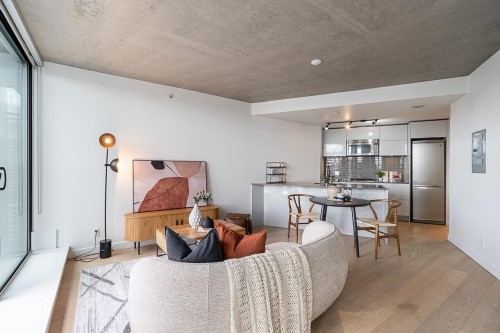 3309-128 Cordova Street W Vancouver, BC V6B 0E6