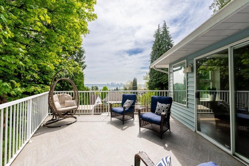 1221 Rochester Avenue, Coquitlam, BC 