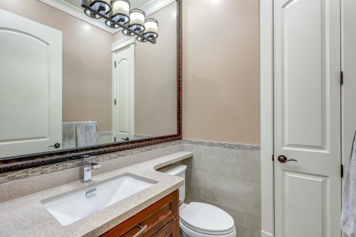 66 44Th Avenue W, Vancouver, BC 