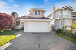 7055 Gray Avenue Burnaby, BC V5J 3Y9