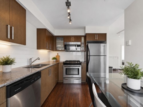 1803-8068 Westminster Highway, Richmond, BC 