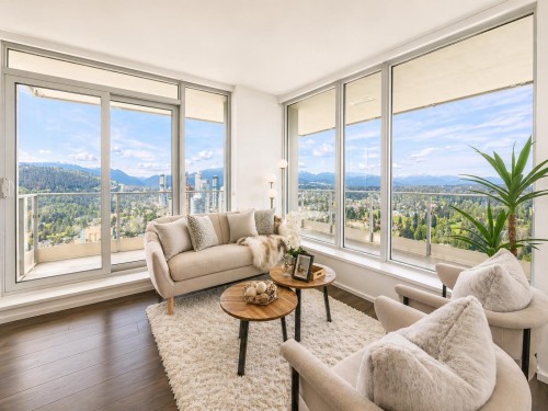 4601-3809 Evergreen Place  Burnaby, BC V3J 0M1