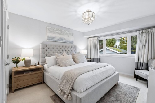 4384 Highland Boulevard, North Vancouver, BC 