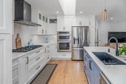 22987 123b Avenue Maple Ridge, BC V2X 0C4