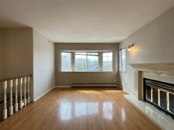 Upper-4502 Nanaimo Street Vancouver, BC V5N 5J4