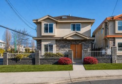 6698 Union Street Burnaby, BC V5B 1X1