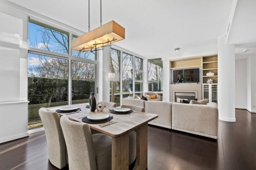 Th105-638 Beach Crescent, Vancouver, BC 