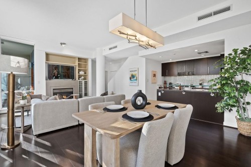 Th105-638 Beach Crescent, Vancouver, BC 