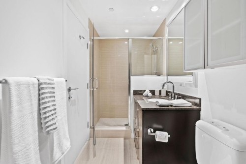 Th105-638 Beach Crescent, Vancouver, BC 
