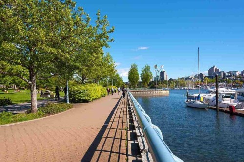 Th105-638 Beach Crescent, Vancouver, BC 