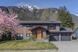 41557 Rod Road Brackendale, BC V0N 1H0