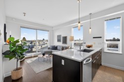 515-3333 Main Street Vancouver, BC V5V 3M8