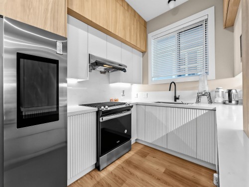 105 64Th Avenue E, Vancouver, BC 