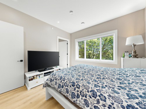 105 64Th Avenue E, Vancouver, BC 