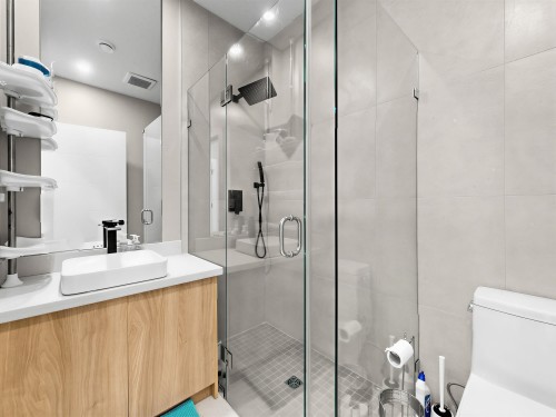 105 64Th Avenue E, Vancouver, BC 