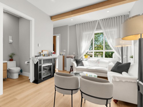 105 64Th Avenue E, Vancouver, BC 