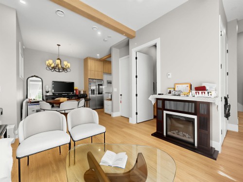 105 64Th Avenue E, Vancouver, BC 
