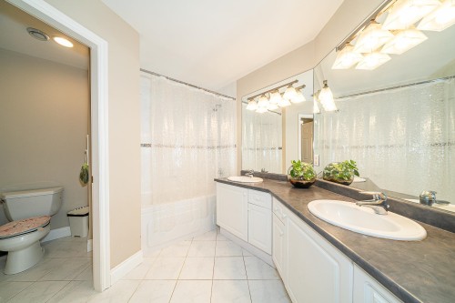 550 Keith Road, West Vancouver, BC 