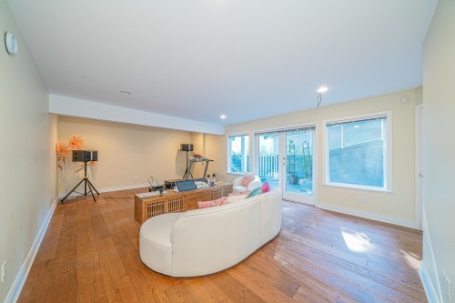 550 Keith Road, West Vancouver, BC 