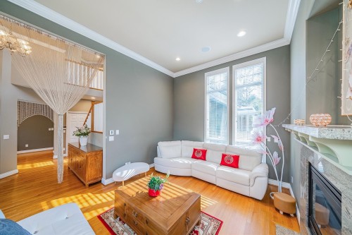 550 Keith Road, West Vancouver, BC 
