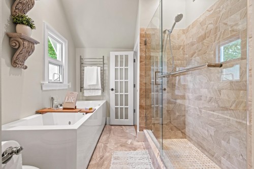 4177 15Th Avenue W, Vancouver, BC 