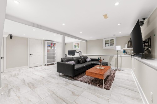 4177 15Th Avenue W, Vancouver, BC 