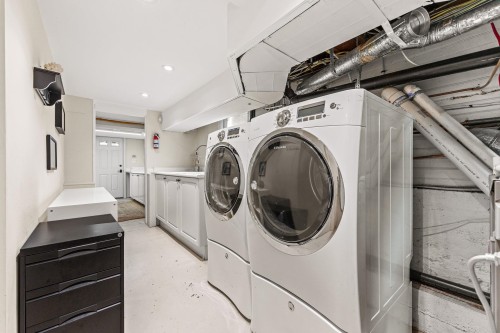 4177 15Th Avenue W, Vancouver, BC 
