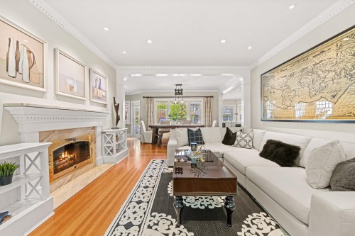 4177 15Th Avenue W, Vancouver, BC 
