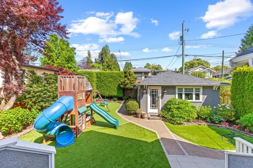 4177 15Th Avenue W, Vancouver, BC 