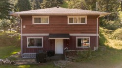 1335 Eagle Cliff Road Bowen Island, BC V0N 1G1