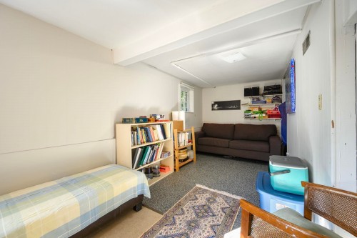 2633 Venables Street, Vancouver, BC 