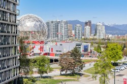 806-1618 Quebec Street  Vancouver, BC V6A 0C5