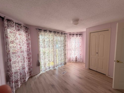 8-5575 Mason Road, Sechelt, BC 