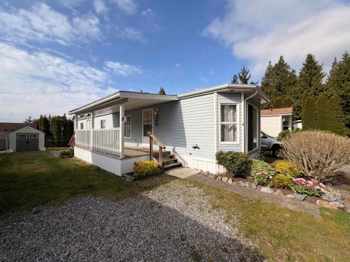 8-5575 Mason Road, Sechelt, BC 