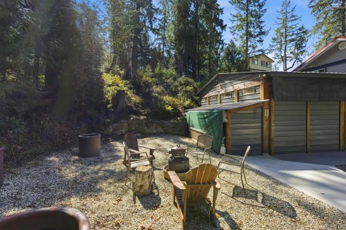 7498 Amber Road, Sechelt, BC 