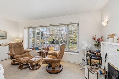 1222 Rosewood Crescent, North Vancouver, BC 