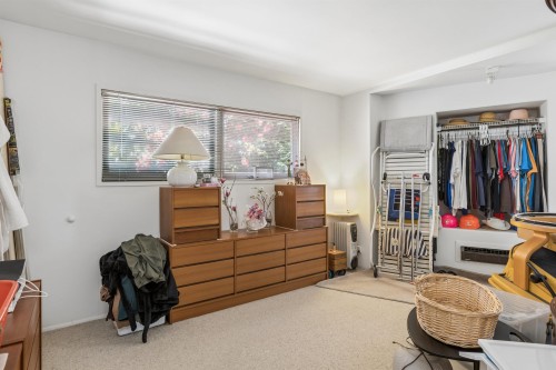 1222 Rosewood Crescent, North Vancouver, BC 