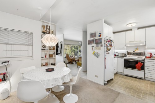 1222 Rosewood Crescent, North Vancouver, BC 