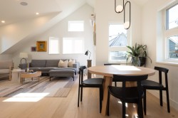 1346 11th Avenue E Vancouver, BC V5N 1Y5