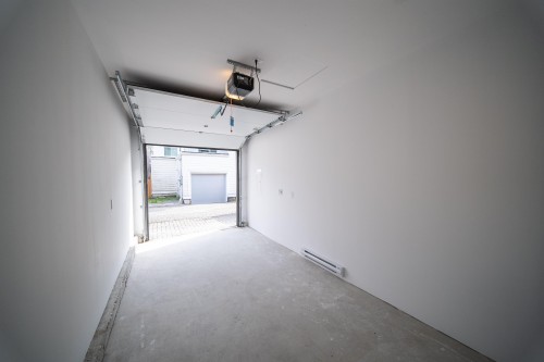 2238 5Th Avenue E, Vancouver, BC 