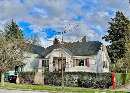 1320 Tenth Avenue  New Westminster, BC V3M 3H9