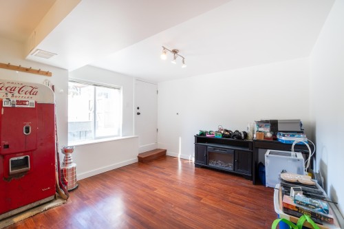 454 28Th Avenue E, Vancouver, BC 