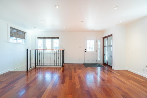 454 28Th Avenue E, Vancouver, BC 
