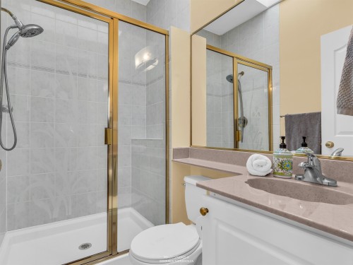 5323 Dumfries Street, Vancouver, BC 