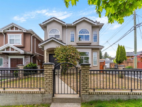 5323 Dumfries Street, Vancouver, BC 