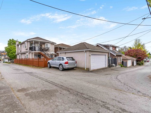5323 Dumfries Street, Vancouver, BC 