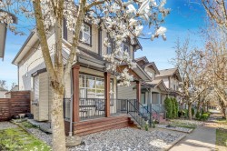 24326 102b Avenue Maple Ridge, BC V2W 1Y2