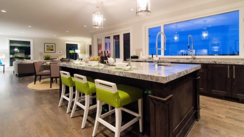 1122 Highland Drive, West Vancouver, BC 